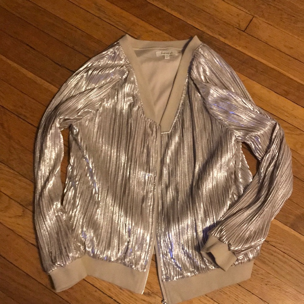 Bomber jacket
